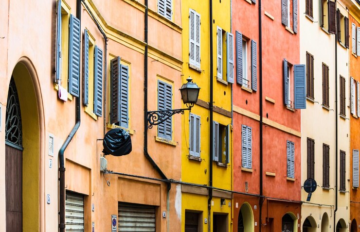 Photo モデナの建物の低角度の景色