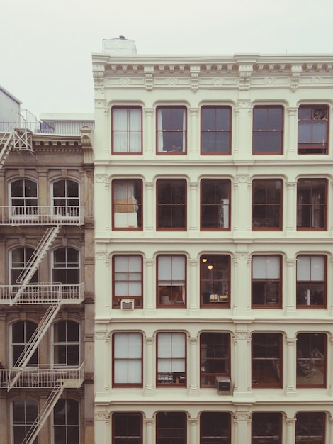 Photo low angle view of building