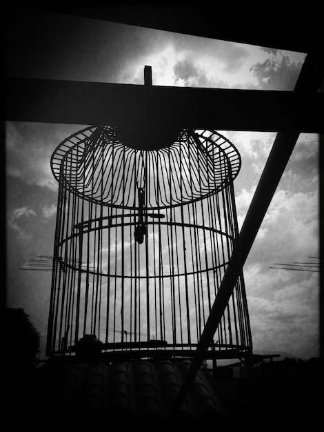 Photo low angle view of built structure against sky