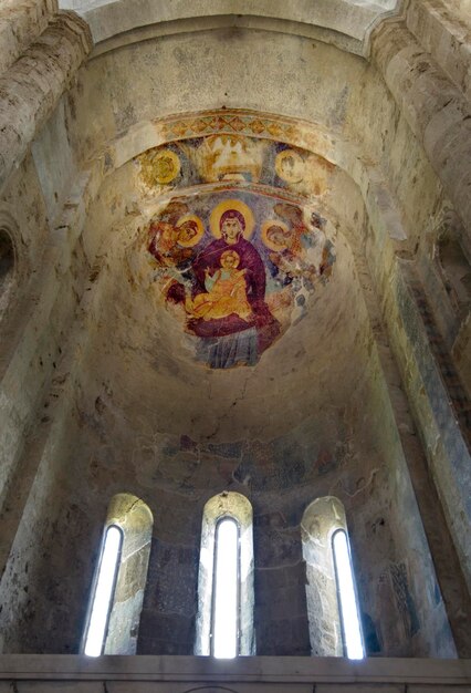 Photo low angle view of church