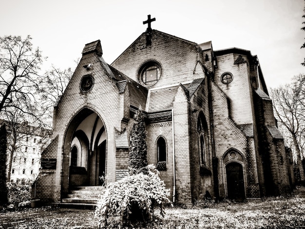 Photo low angle view of church