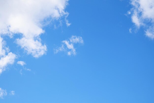 Photo low angle view of cloudy sky