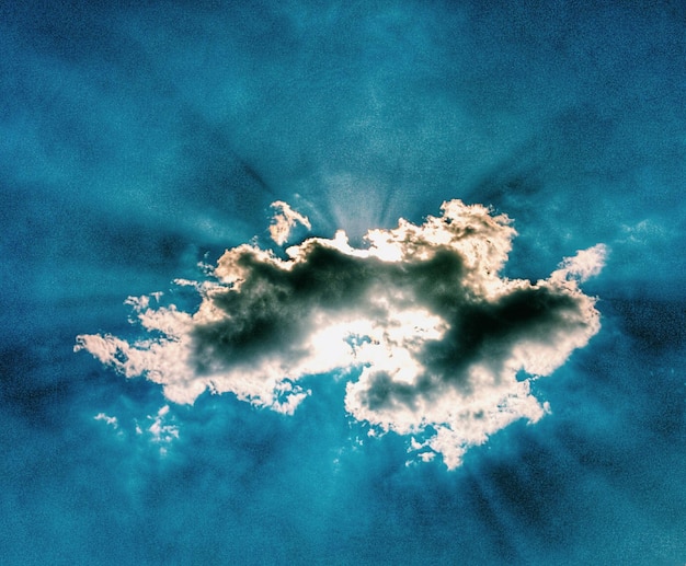 Photo low angle view of cloudy sky