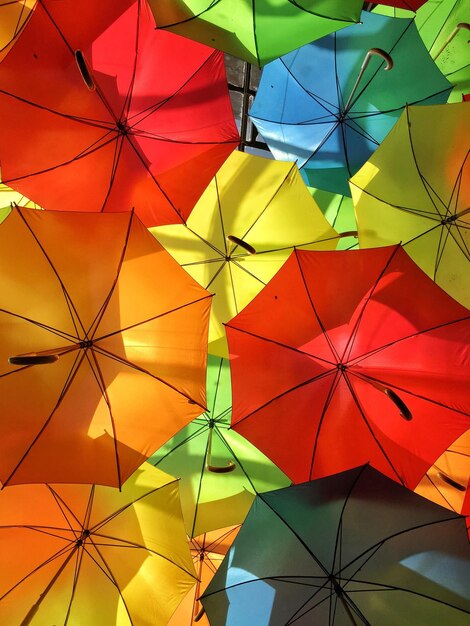 Photo low angle view of colorful umbrella