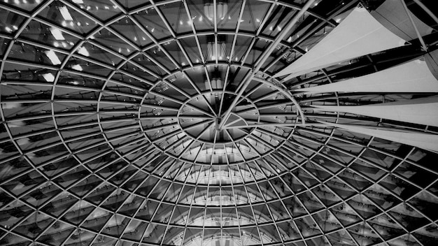 Photo low angle view of ferris wheel