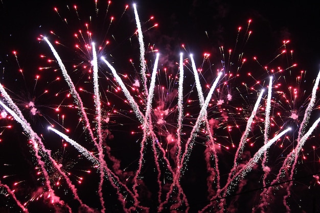 Photo low angle view of firework display at night