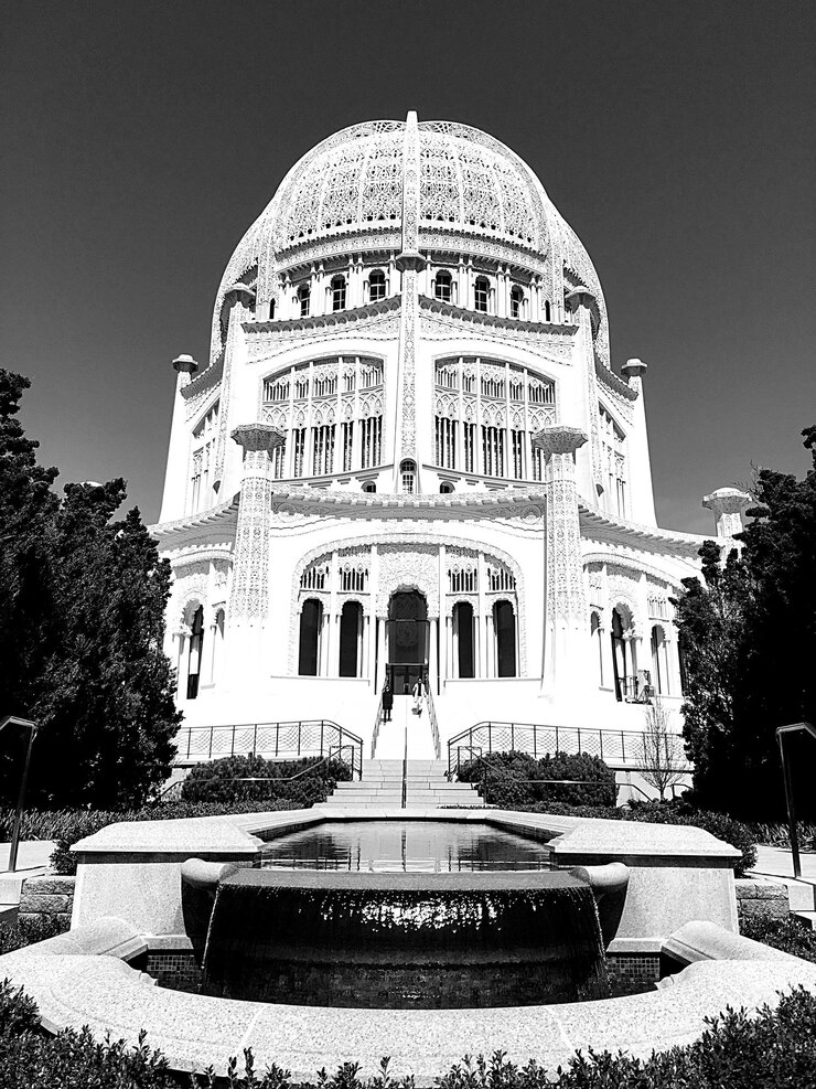 Photo low angle view of historic building against clear sky