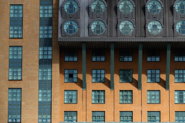 Photo low angle view of modern building in city