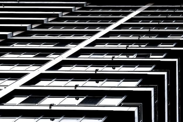近代的な建物の低角度の視点
