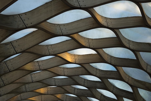 Foto vista a basso angolo del soffitto a disegno