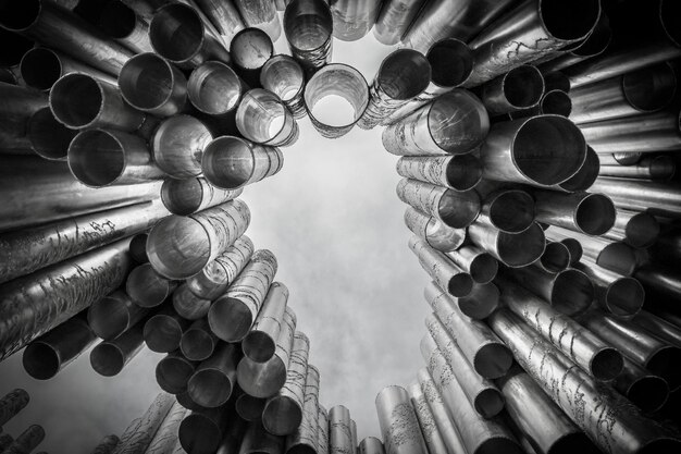 Photo low angle view of pipe in building