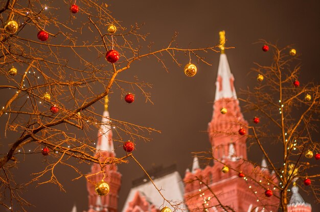 Photo low angle view of red lanterns