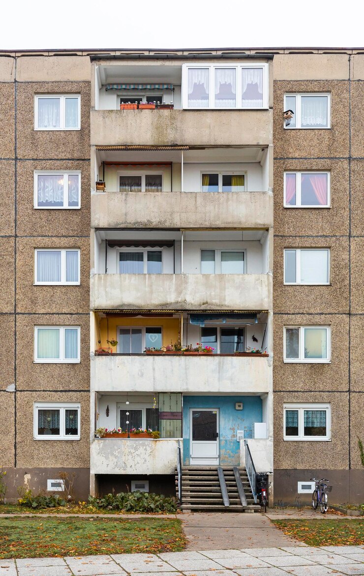 Фотография низкий угол обзора жилого здания