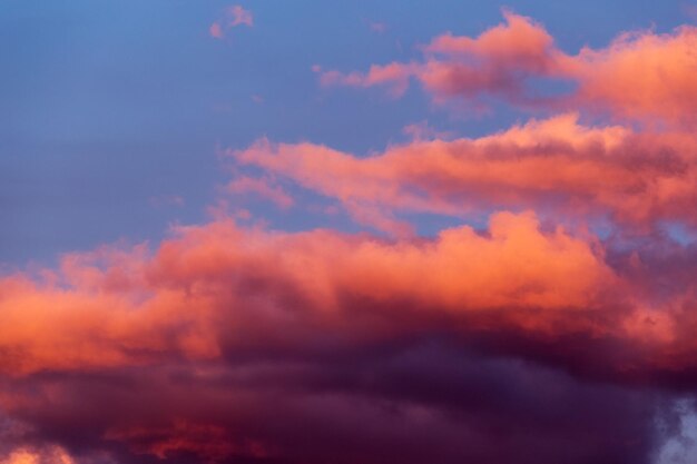 Photo low angle view of sky at sunset