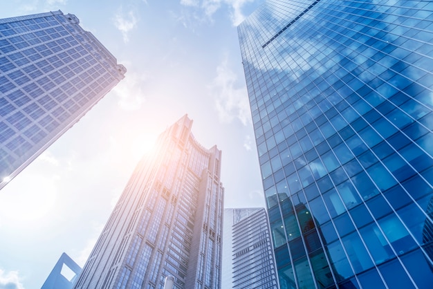 Photo low angle view of skyscrapers