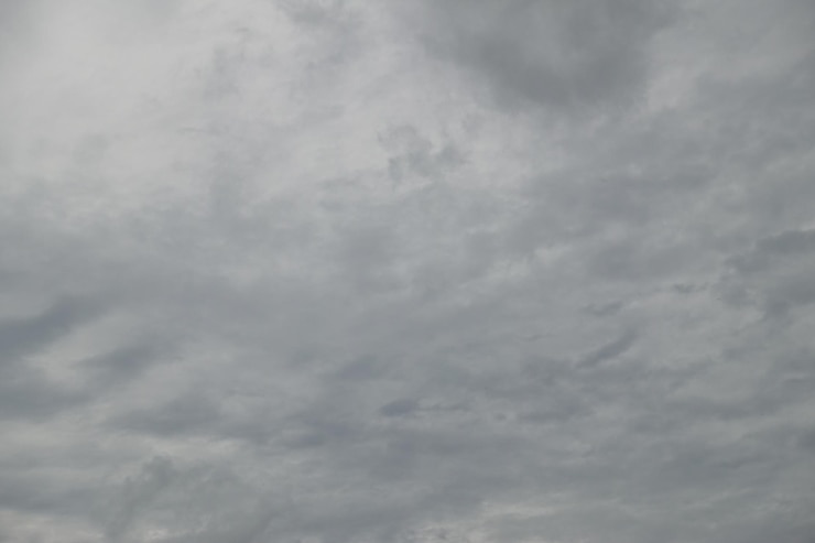 Photo 空の嵐の雲の低角度の景色