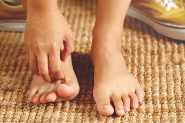 Photo low section of baby feet