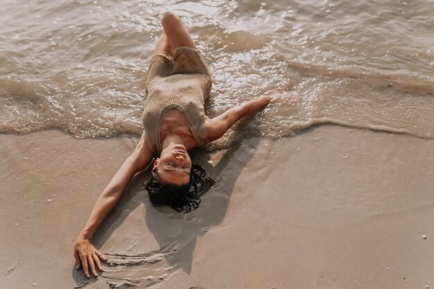 Photo low section of woman in water