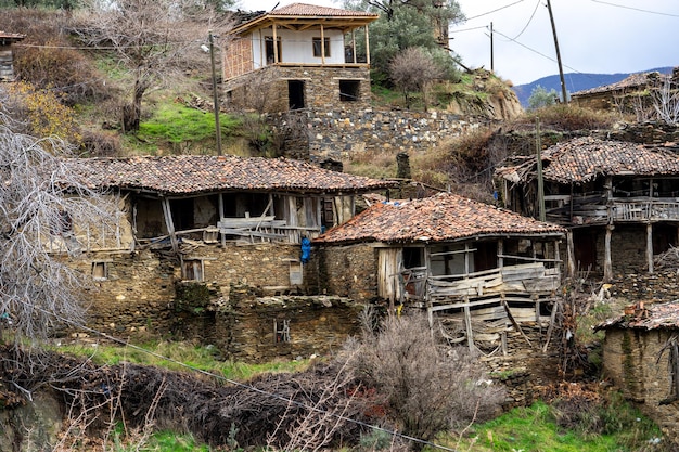 Lubbey Village 고대 고대로 거슬러 올라가는 버려진 오래된 오스만 마을 Odemis Izmir Turkey