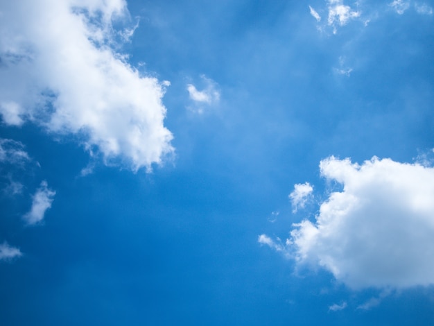 Foto lucht en witte wolk