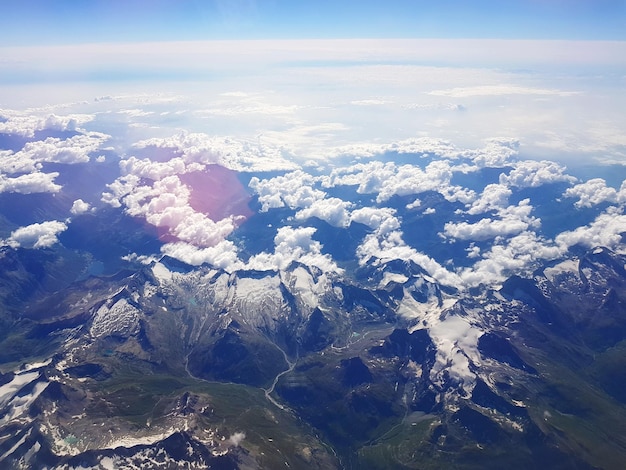 Luchtbeeld van bergen