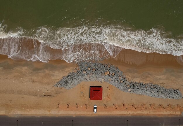 Foto luchtbeeld van de kust