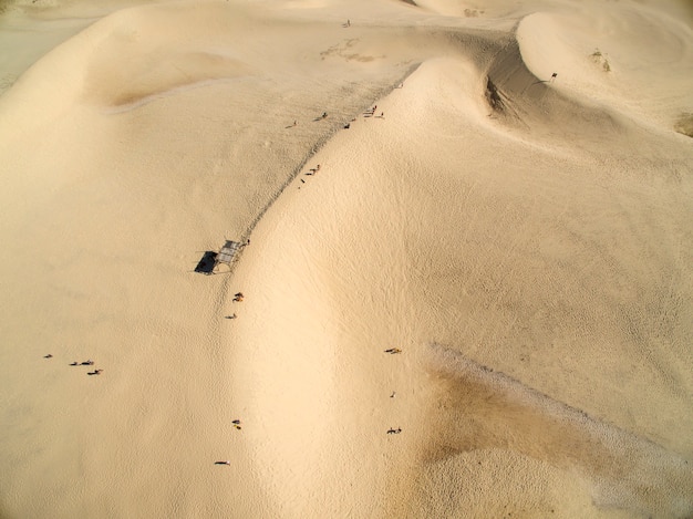 Foto luchtfoto duinen in zonnige dag - joaquina strand - florianopolis - santa catarina - brazilië.