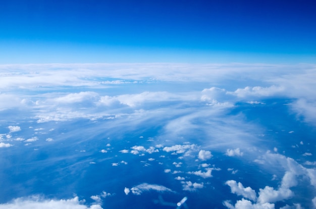 Luchtfoto hemel en wolken achtergrond