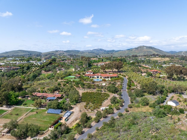 Luchtfoto uitzicht over rancho santa fe groene vallei landschap in san diego californië usa