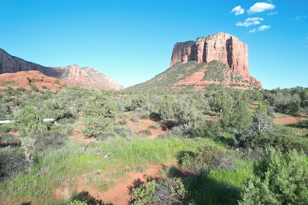 Luchtfoto van bergen in Sedona