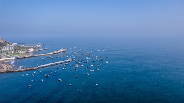 Luchtfoto van de Chorrillos-promenade in Lima