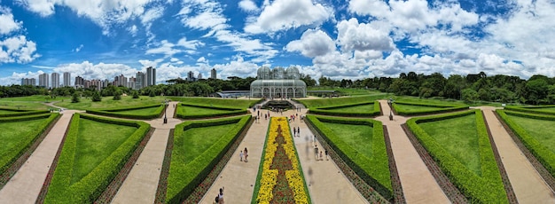 Luchtfoto van de kas in de botanische tuin van Curitiba Parana, Brazilië