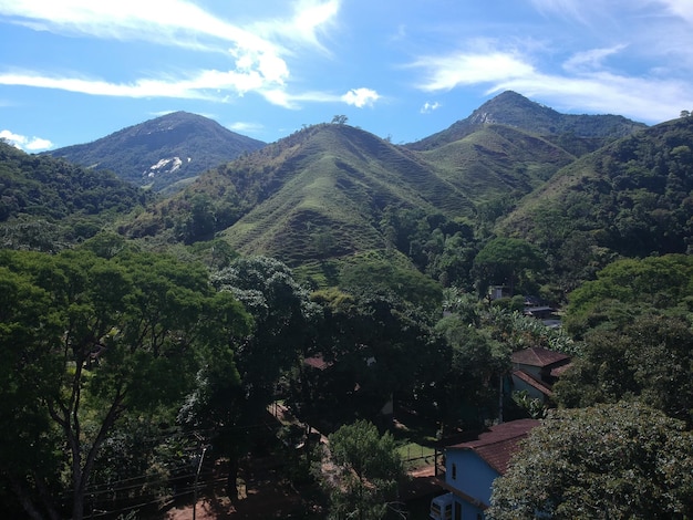 Luchtfoto van de natuur in Sana, MacaÃƒÂ©, berggebied van Rio de Janeiro. Drone foto.