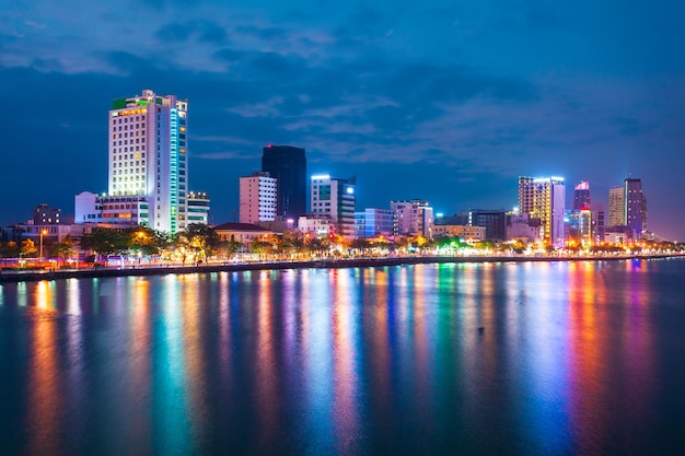 Luchtfoto van de skyline van de stad van Danang