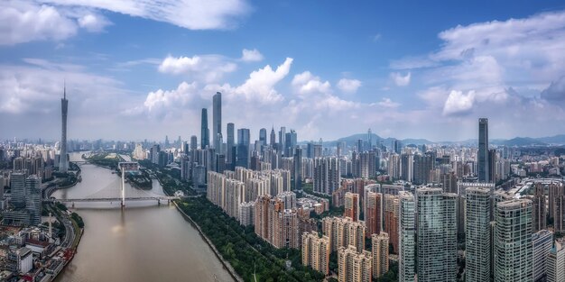 Luchtfoto van de skyline van moderne architectonische landschappen in Guangzhou China