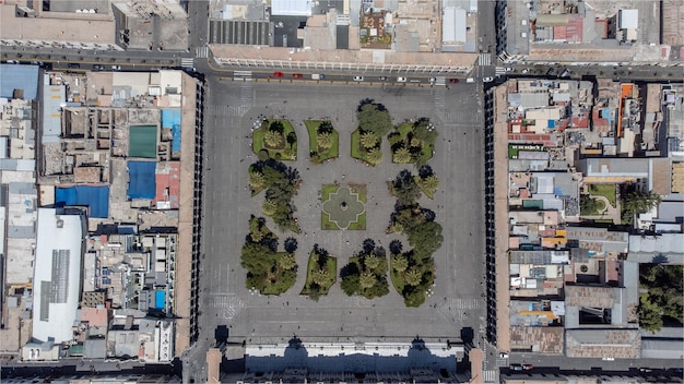 Luchtfoto van de stad Arequipa vanaf de Plaza de Armas Peru