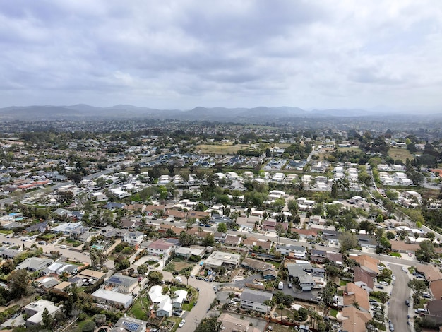 Luchtfoto van de stad Cardiff, gemeenschap in de opgenomen stad Encinitas in San Diego County