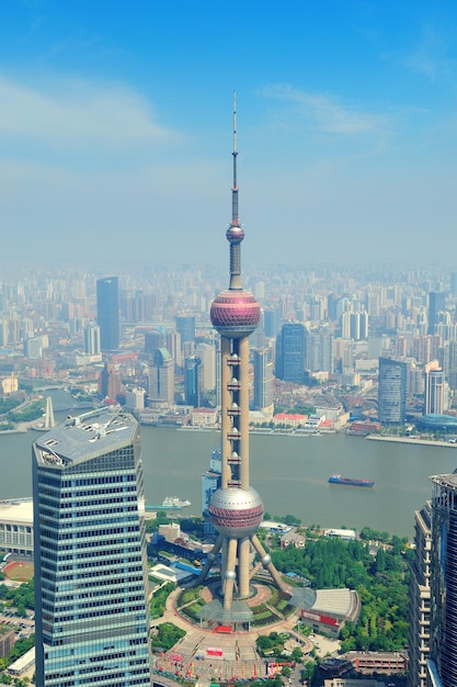 Luchtfoto van de stedelijke stad van shanghai met wolkenkrabbers.