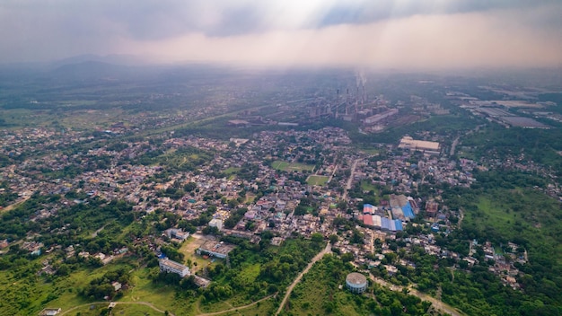 Luchtfoto van een industriële stad in India