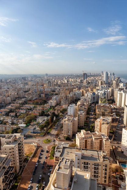 Luchtfoto van een woonwijk in een stad Netanya Israel