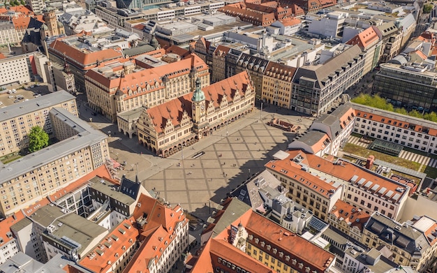 Luchtfoto van het historische marktplein in Leipzig