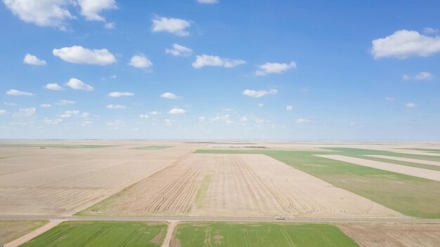 Luchtfoto van landerijen op Eastern Plains in het voorjaar.