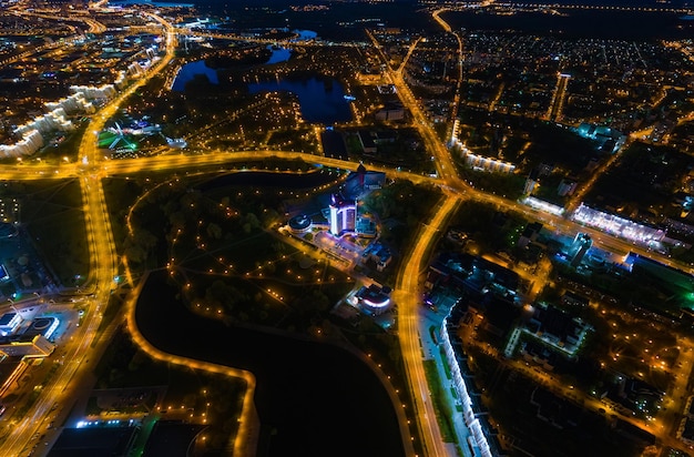 Luchtfoto van Minsk Wit-Rusland bij nacht