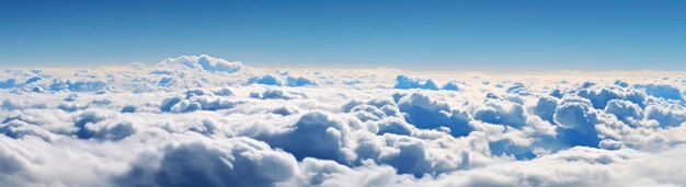Luchtfoto van pluizige wolken