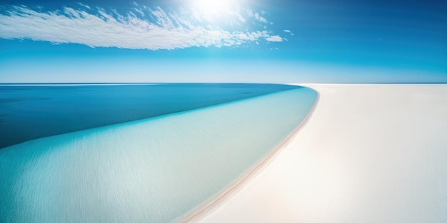 Luchtfoto van prachtige strand zomervakantie op een tropisch eiland helder turkoois water van de zee de kust