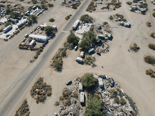 Luchtfoto van Slab City, een niet-opgenomen off-the-grid krakergemeenschap in Californië