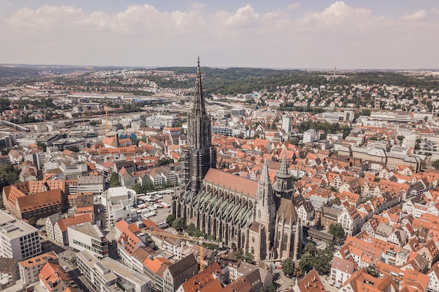 Luchtfoto van Ulm Minster overdag