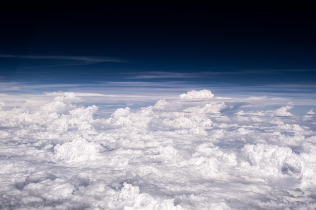 Luchtfoto van wolken aan de hemel