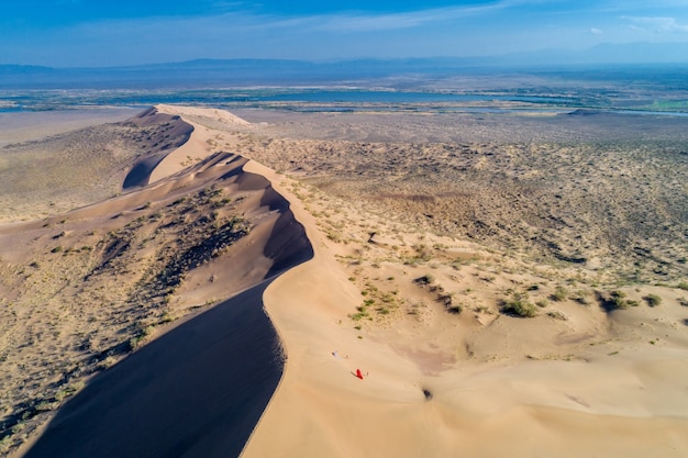 Luchtfoto van zandduinen