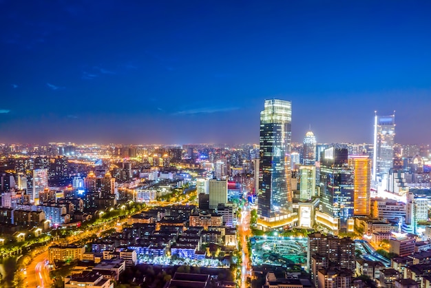 Luchtfotografie China Yancheng stad architectonisch landschap nacht uitzicht